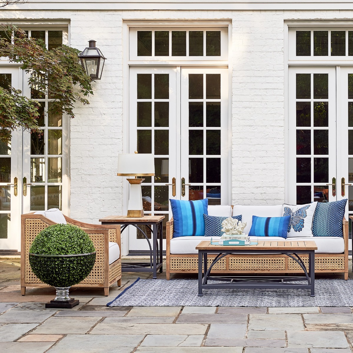 Jupiter Outdoor Side Table - full pic 