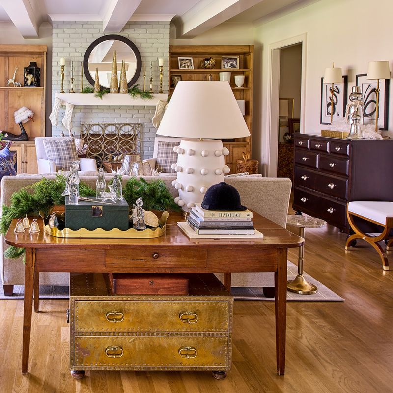 O'Brien Ottoman - full pic 