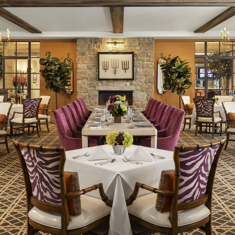 Haley Dining Table - full pic 
