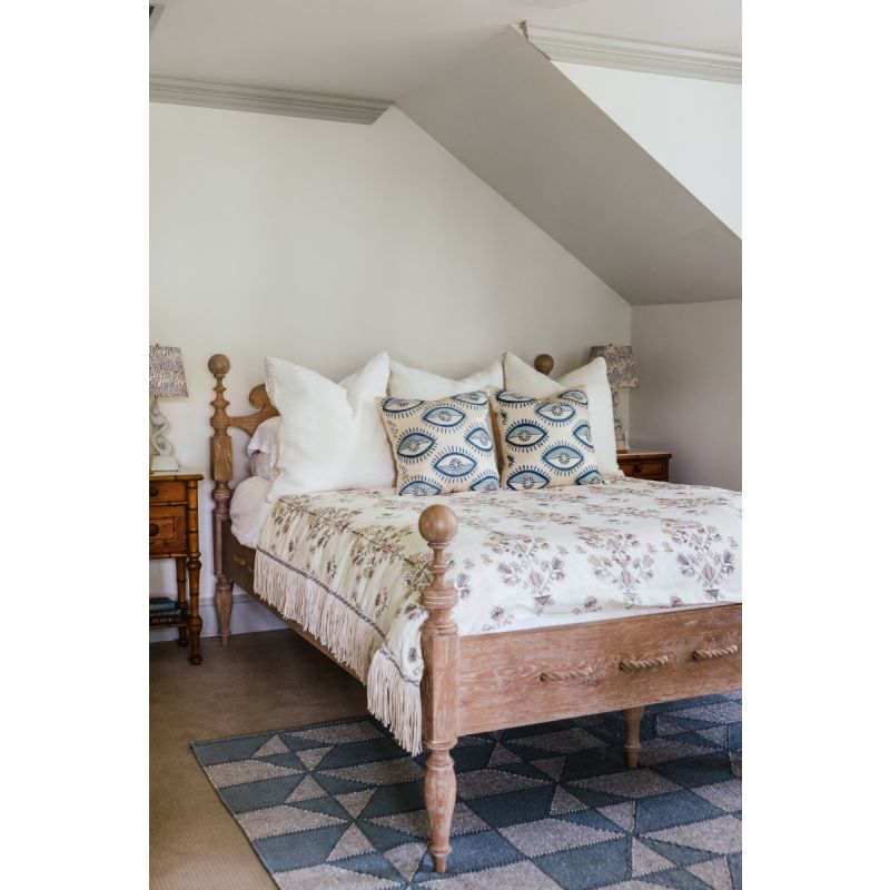 Saltwater Bed QUEEN - full pic 