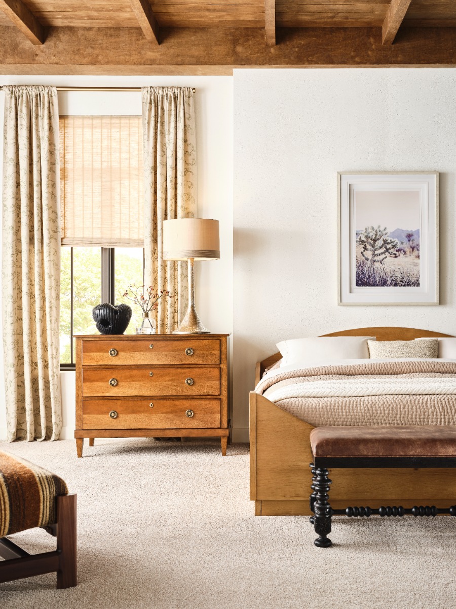 Voyage Bed - King - full pic 